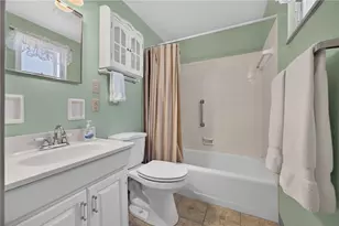 104 Glenora Dr, Robinson Twp, PA 15108 - Photo 23