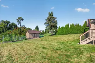 104 Glenora Dr, Robinson Twp, PA 15108 - Photo 35