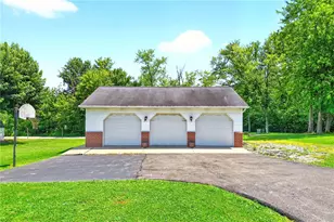 166 Braddock Rd Ave, Mt Pleasant Boro, PA 15666 - Photo 7