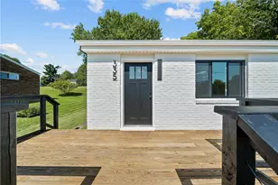 335 Eighmy Rd, Pittsburgh, PA 15239 - Photo 5