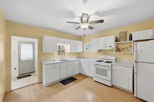 113 Fayette Ave, Oakdale, PA 15071 - Photo 21