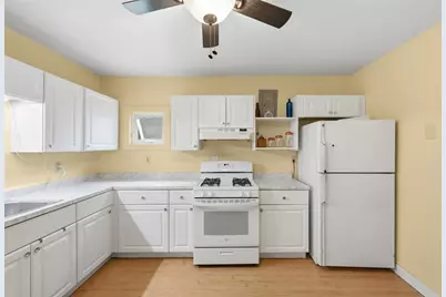 113 Fayette Ave, Oakdale, PA 15071 - Photo 23
