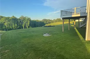 333 Arden Dr, Lancaster Township, PA 16037 - Photo 25