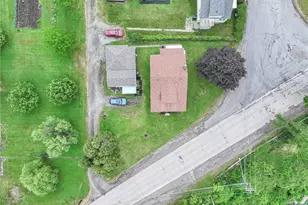 412 Old Zelienople Rd, Ellwood City, PA 16117 - Photo 25