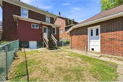 2121 Duquesne Ave, McKeesport, PA 15132 - Photo 29