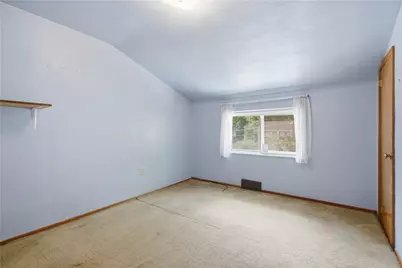 179 Shenandoah Dr, Pittsburgh, PA 15235 - Photo 9