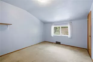 179 Shenandoah Dr, Pittsburgh, PA 15235 - Photo 9