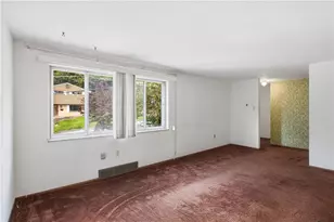 179 Shenandoah Dr, Pittsburgh, PA 15235 - Photo 1