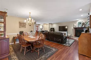 16 S Cowan Rd, Collier Township, PA 15106 - Photo 7