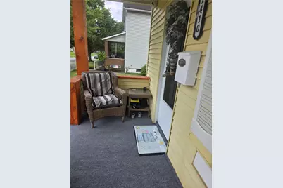 1410 Wilson Ave, New Castle, PA 16101 - Photo 13
