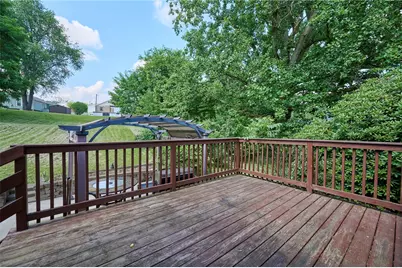 632 Wampum Ave, Ellwood City, PA 16117 - Photo 31