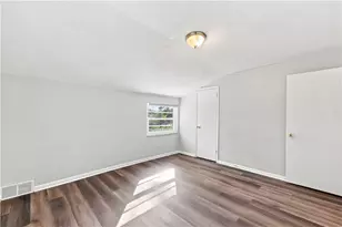 9218 Florida Ave, Pittsburgh, PA 15235 - Photo 13