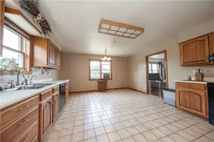 400 Walker Ln, South Franklin, PA 15301 - Photo 7