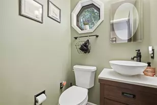 32 Flagstaff Dr, Pittsburgh, PA 15237 - Photo 7