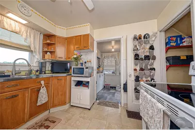 425 California Avenue, Monroeville, PA 15146 - Photo 9