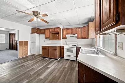 2037 Lautner St, Pittsburgh, PA 15212 - Photo 9
