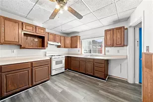 2037 Lautner St, Pittsburgh, PA 15212 - Photo 7
