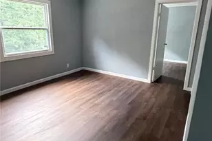 1021 California Dr, Coal Center Boro, PA 15423 - Photo 7