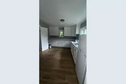 1021 California Dr, Coal Center Boro, PA 15423 - Photo 5