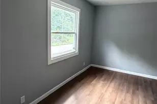 1021 California Dr, Coal Center Boro, PA 15423 - Photo 13