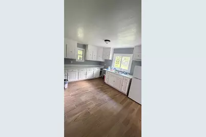1021 California Dr, Coal Center Boro, PA 15423 - Photo 3