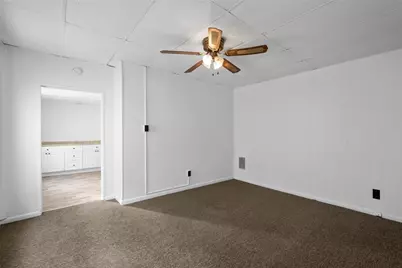 641 6th St, Pitcairn, PA 15140 - Photo 25