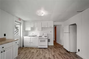 641 Sixth St, Pitcairn, PA 15140 - Photo 29