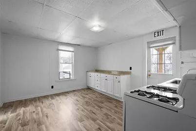 641 6th St, Pitcairn, PA 15140 - Photo 31