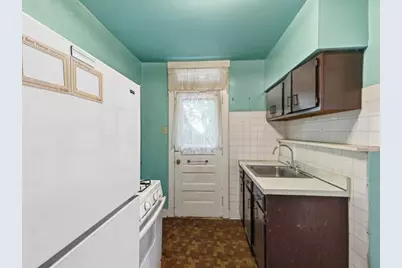 2337 Los Angeles Ave, Beechview, PA 15216 - Photo 13