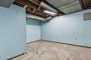 2337 Los Angeles Ave, Beechview, PA 15216 - Photo 27