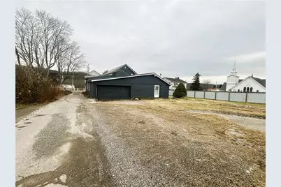 919 E Main St, Rural Valley Boro, PA 16249 - Photo 29