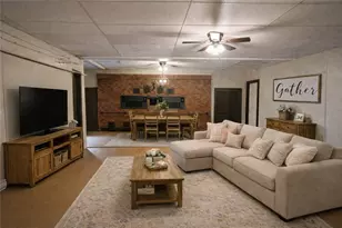 919 E Main St, Rural Valley Boro, PA 16249 - Photo 13