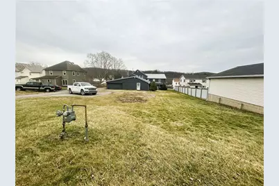 919 E Main St, Rural Valley Boro, PA 16249 - Photo 31