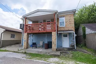 735 1/2 7th Ave, Coraopolis, PA 15108 - Photo 17