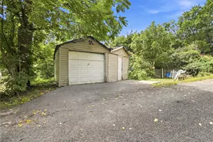 115 E Woodford Ave, Pittsburgh, PA 15210 - Photo 25