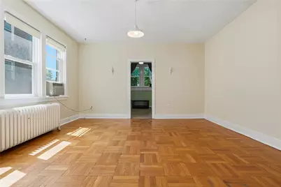 6374 Morrowfield Ave, Pittsburgh, PA 15217 - Photo 9
