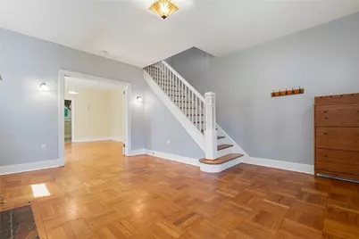 6374 Morrowfield Ave, Pittsburgh, PA 15217 - Photo 7