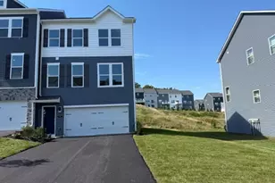 757 Olivia St, Collier Township, PA 15205 - Photo 1
