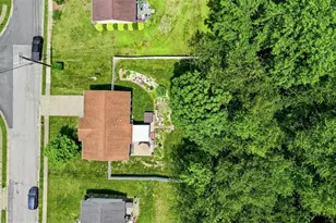 1212 Royal Dr, Hopewell Township, PA 15001 - Photo 43