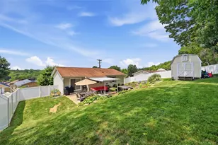 1212 Royal Dr, Hopewell Township, PA 15001 - Photo 35