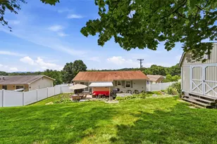 1212 Royal Dr, Hopewell Township, PA 15001 - Photo 37