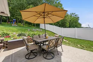 1212 Royal Dr, Hopewell Township, PA 15001 - Photo 31