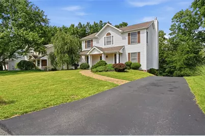 324 Haldeman Dr, Cranberry Township, PA 16066 - Photo 3