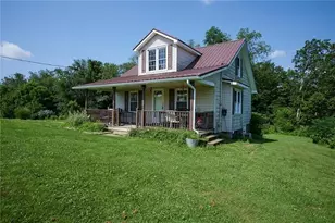 439 Fort Cherry Rd, Mt Pleasant Twp, PA 15057 - Photo 3