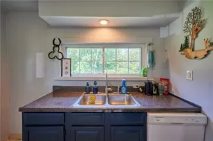 439 Fort Cherry Rd, Mt Pleasant Twp, PA 15057 - Photo 15