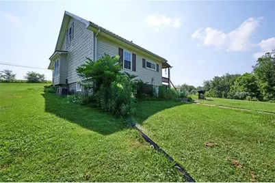 439 Fort Cherry Rd, Mount Pleasant, PA 15057 - Photo 31