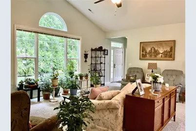 264 Stonegate Blvd, Hermitage, PA 16148 - Photo 7