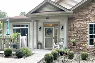 264 Stonegate Blvd, Hermitage, PA 16148 - Photo 3