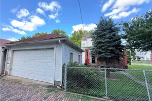 210 Washington Ave, Vandergrift, PA 15690 - Photo 29