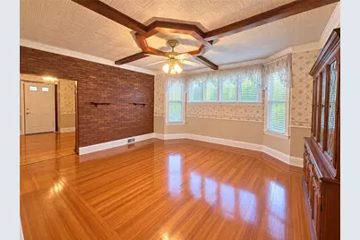 210 Washington Ave, Vandergrift, PA 15690 - Photo 9
